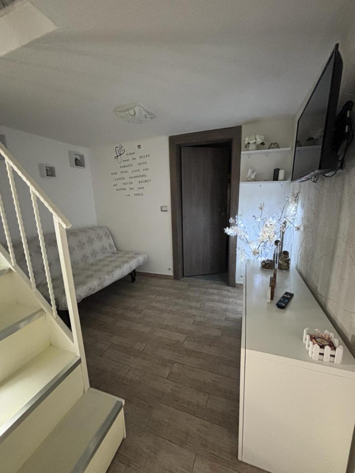 Apartament La Casa Di Zia Raf Neapol Zewnętrze zdjęcie