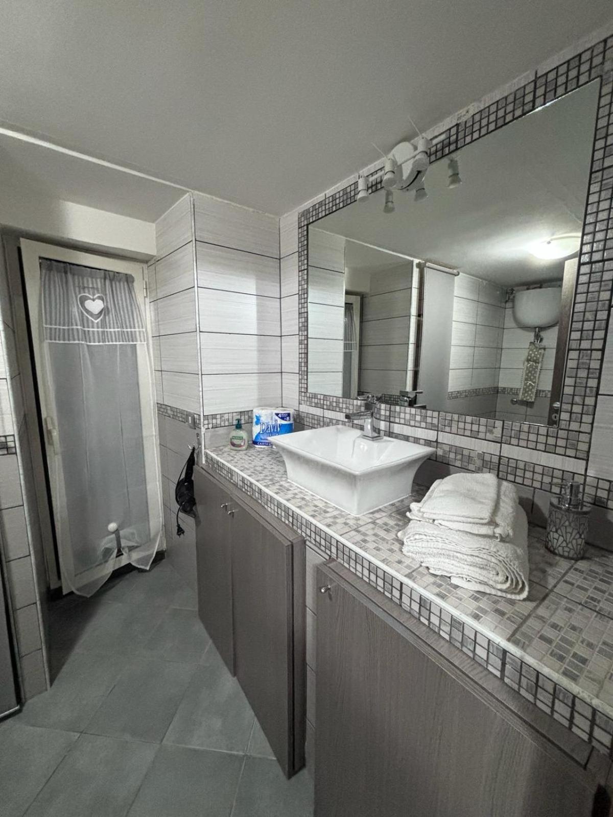 Apartament La Casa Di Zia Raf Neapol Zewnętrze zdjęcie